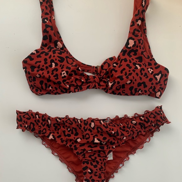 hollister cheetah swimsuit